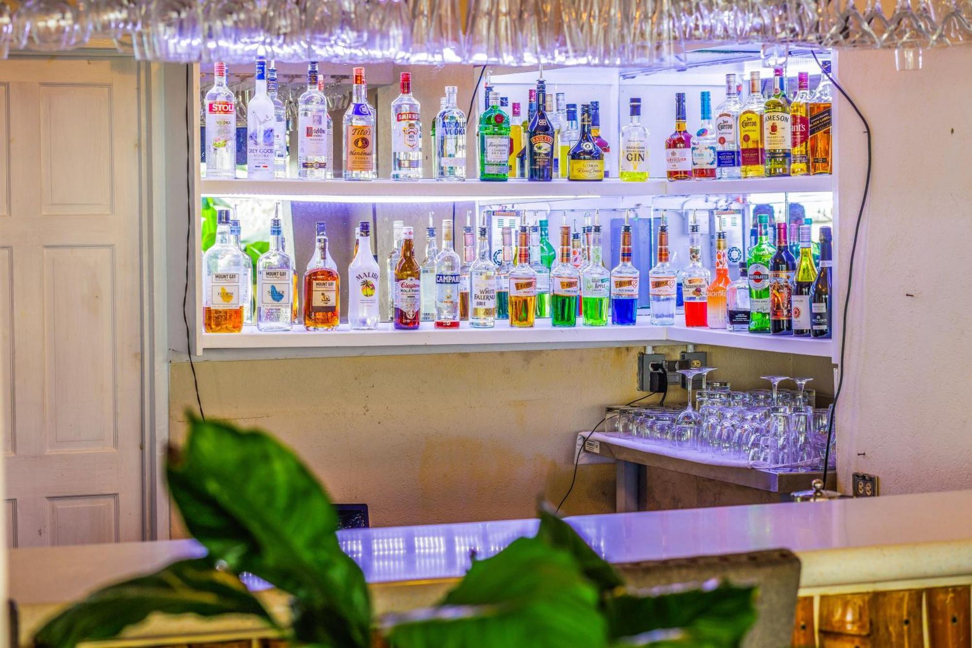Blue Horizon Hotel Рокли Экстерьер фото